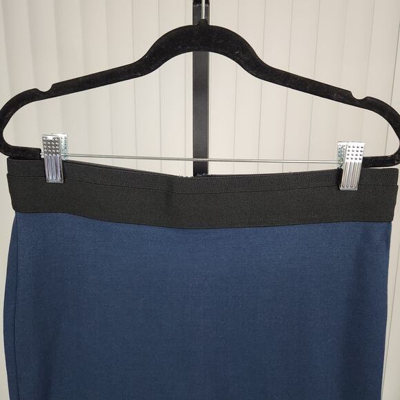 BCBGMAXAZRIA Mini Pencil Skirt Elastic Waist Full Zip Blue Black Medium New - Picture 3 of 9